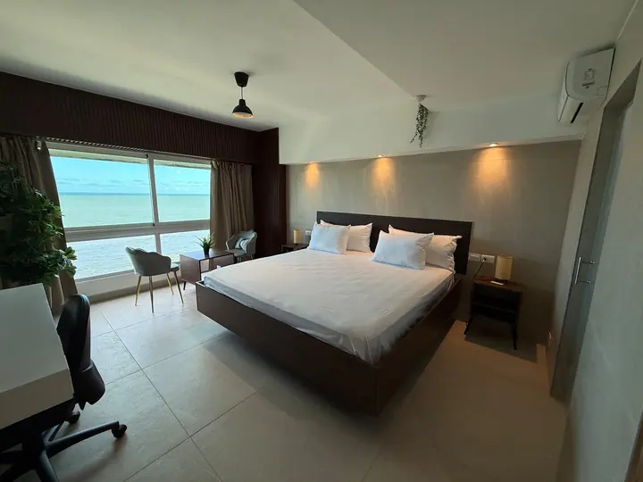 Apartment with a rare view of the sea: main photo