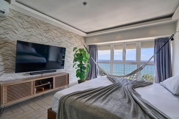 Comfortable studio with a bathtub and a sea view: photo 7