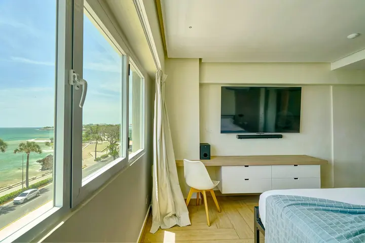 Cosy ocean-view suite with a hot tub: photo 6