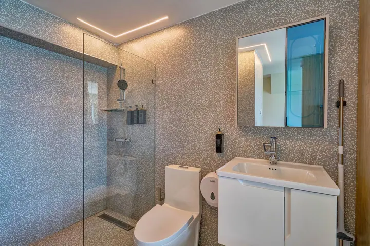 Cosy ocean-view suite with a hot tub: photo 18