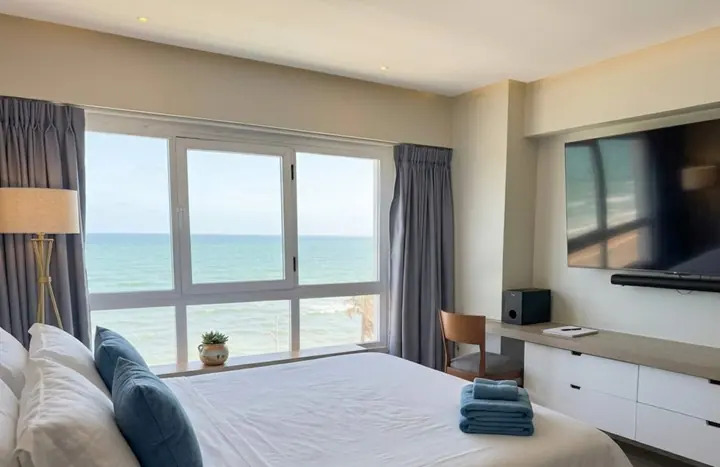 Cosy ocean-view suite with a hot tub: photo 29