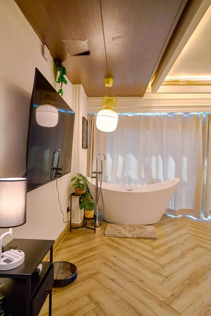 Elegant ocean-view studio with a bathtub: photo 24