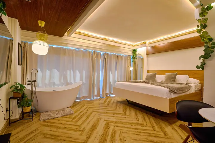 Elegant ocean-view studio with a bathtub: photo 30