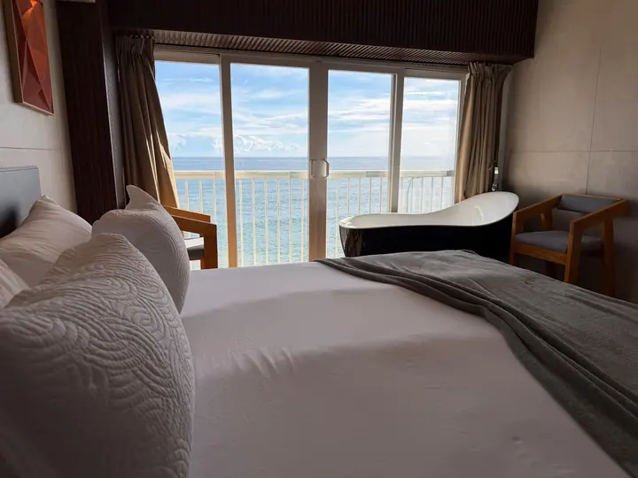 Elegant studio with a sea view: photo 4