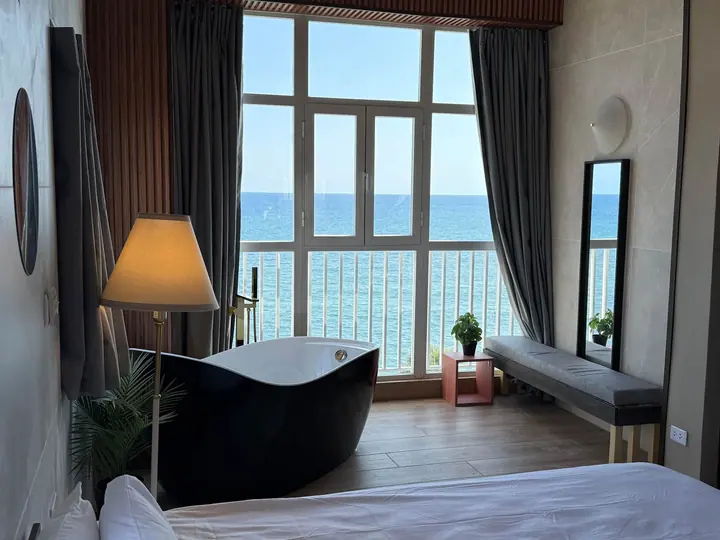 Loft facing the sea: photo 4