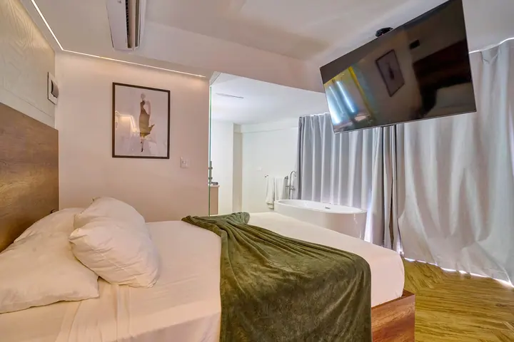 Ocean-view loft with a jacuzzi: photo 2
