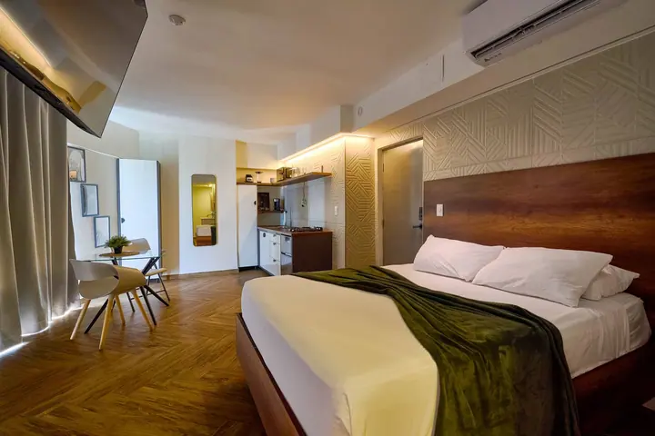 Ocean-view loft with a jacuzzi: photo 7