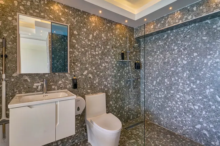 Ocean-view suite with a jacuzzi: photo 21