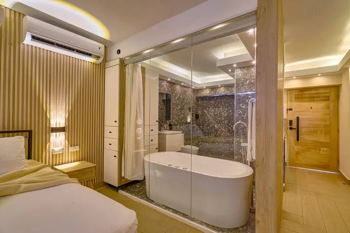 Ocean-view suite with a jacuzzi: photo 30
