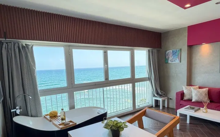 One-bedroom apartment facing the sea: photo 10