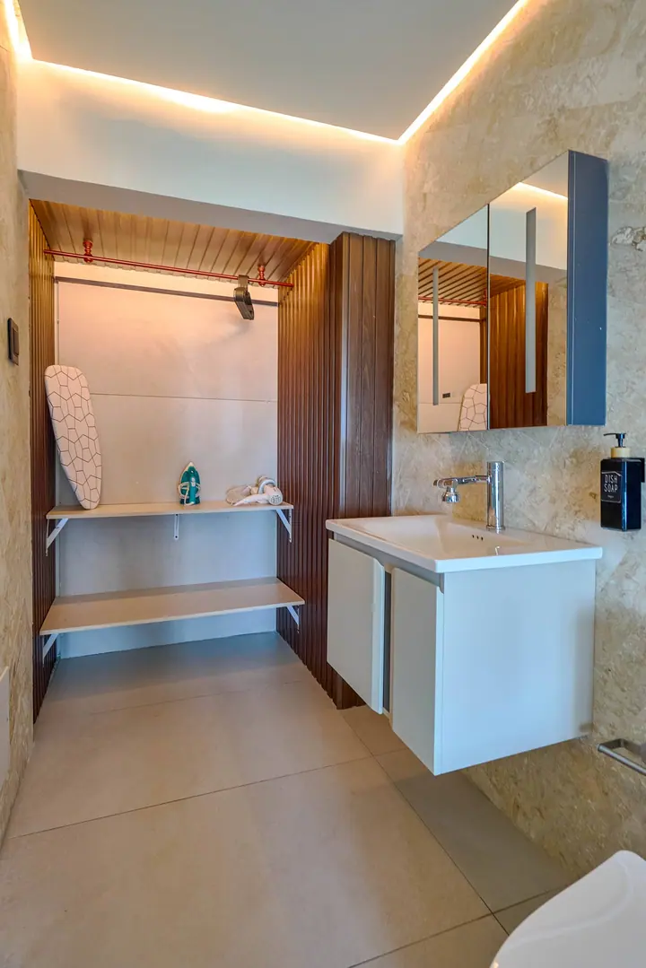 One-bedroom penthouse with an ocean view: photo 23