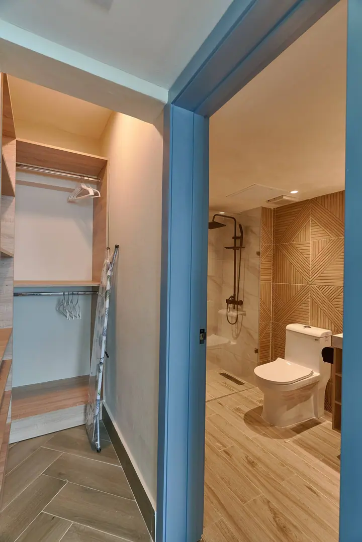 One-bedroom with a workspace and a sea view: photo 10