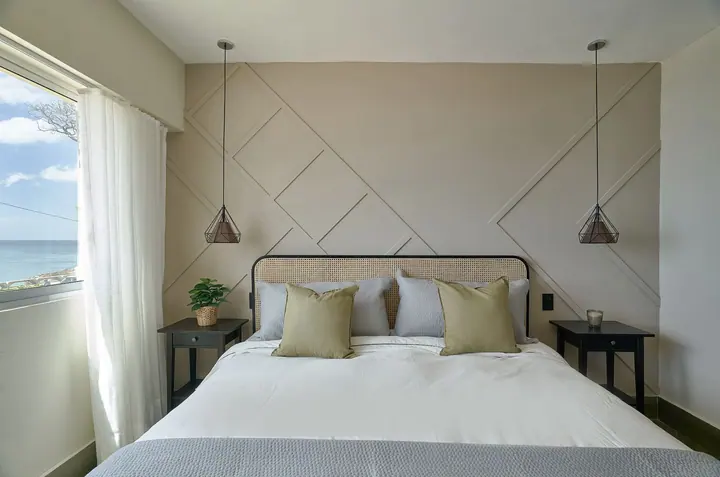 One-bedroom with a workspace and a sea view: photo 12