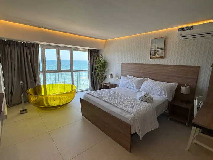 Relaxing seafront apartment with parking: photo 7