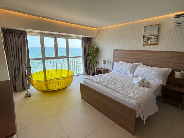 Relaxing seafront apartment with parking: photo 8