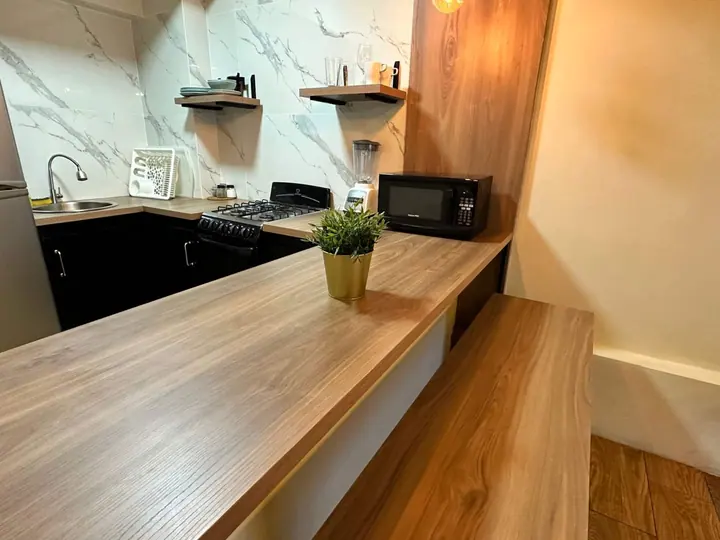 Studio with a 65-inch TV and an ocean view: photo 3