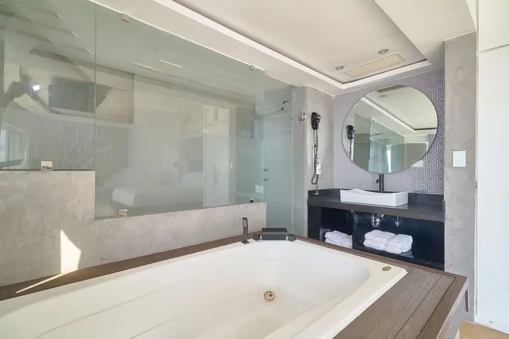 Studio with a jacuzzi: photo 11