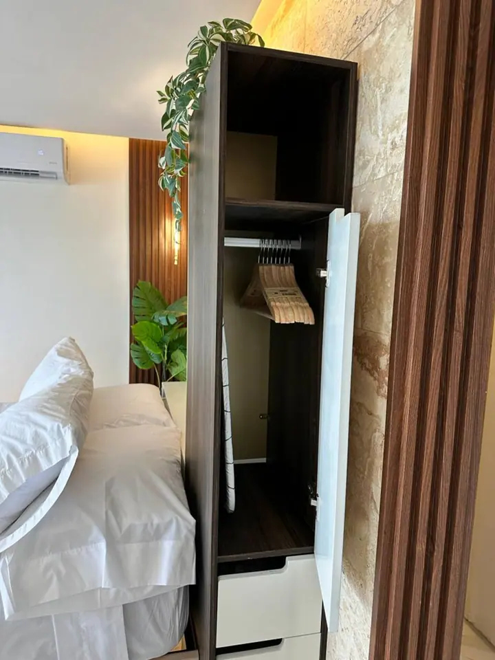 Stylish ocean-view studio with a bathtub: photo 14