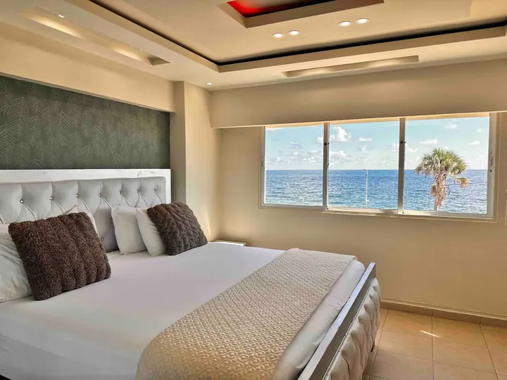 Stylish one-bedroom apartment with an ocean view: photo 5