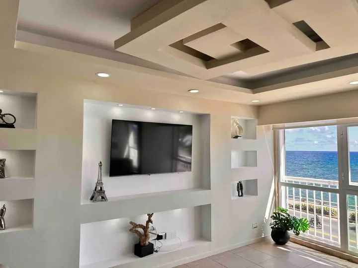 Stylish one-bedroom apartment with an ocean view: photo 6